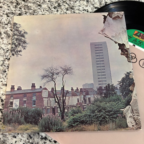 Led Zeppelin Classic Vinyl Record - Picture 2 of 4